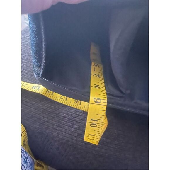 Eddie Bauer Gray Portable Spacious Shoulder Strap Zipper Closure Camera Case - Picture 9 of 12